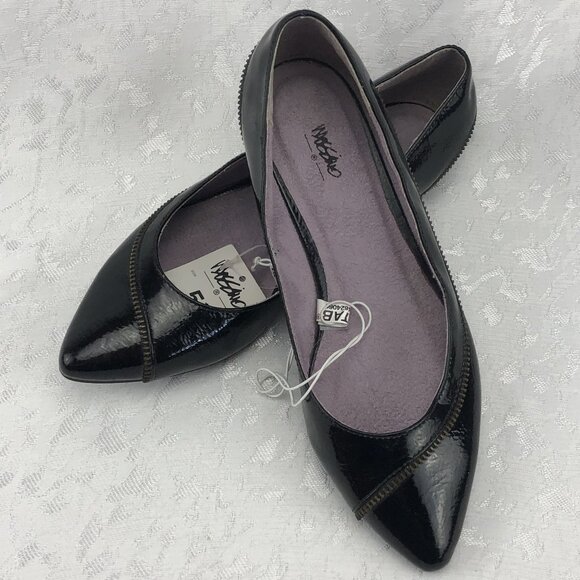 Mossimo Vallie Glossy Black Patent Zipper Flat Pointed-Toe Shoes Size 5½ - Picture 1 of 10